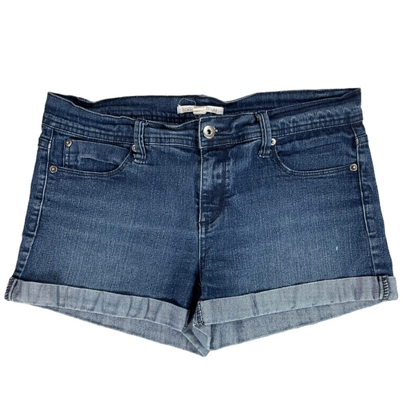 Forever21 Denim size 30 jean shorts & No Boundaries dark khaki shorts EUC - Picture 2 of 16